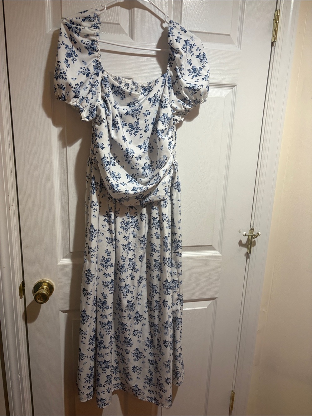 Women’s Blue Floral Puff Sleeve Midi Dress